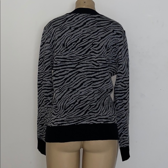 3x$20 Plus Size Light Sweater Jacket Plus Size 2XL - Picture 3 of 3